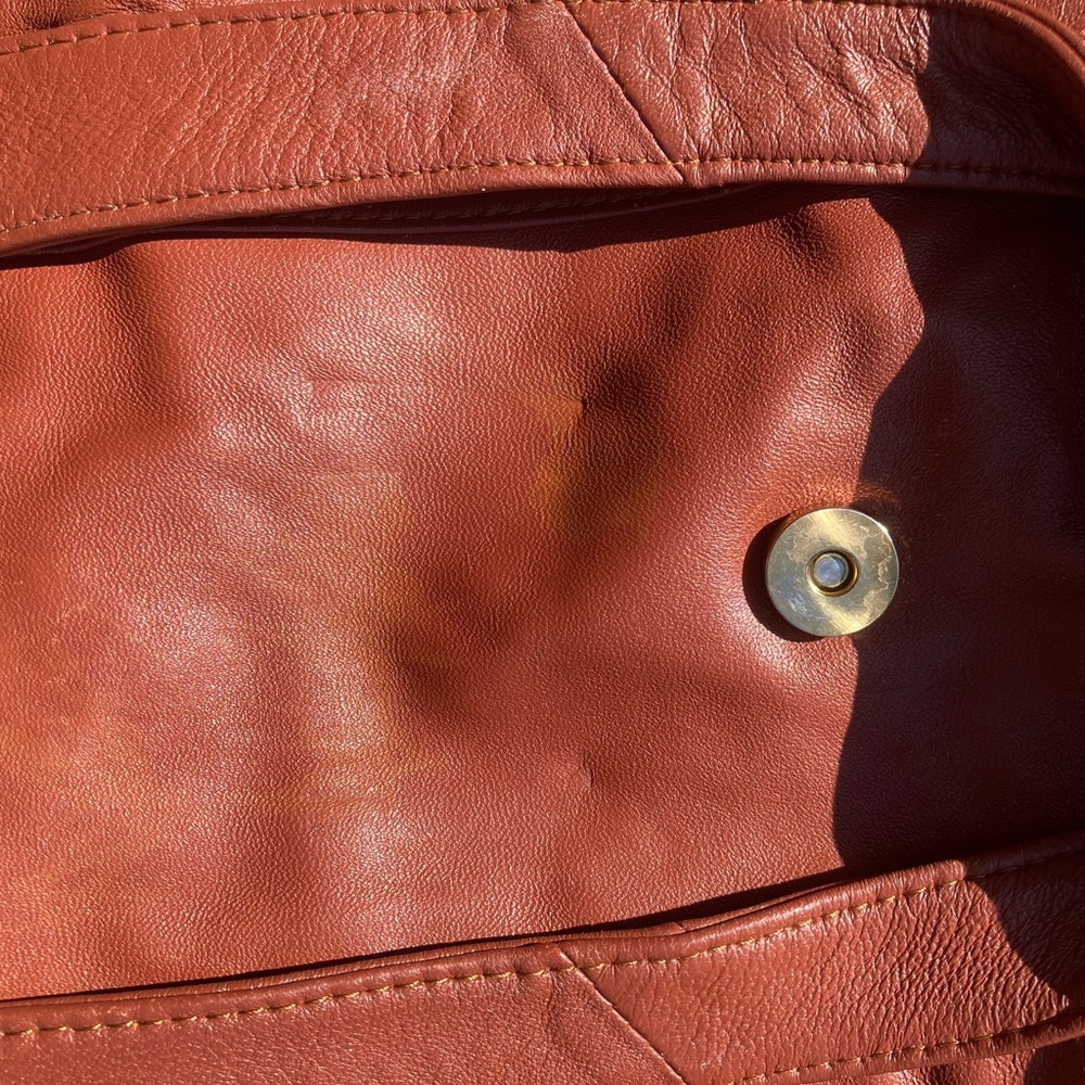 Handbag - Picture 5 of 7